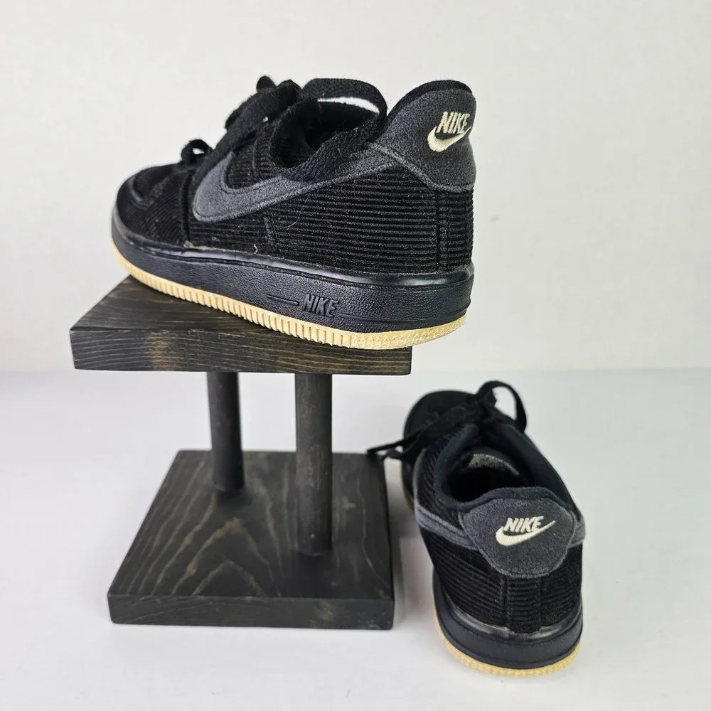 NIKE Air Force 1 Black Corduroy Kids Sneakers Size 2Y BV1234-001